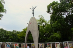 Hiroshima-Children-pace-monument
